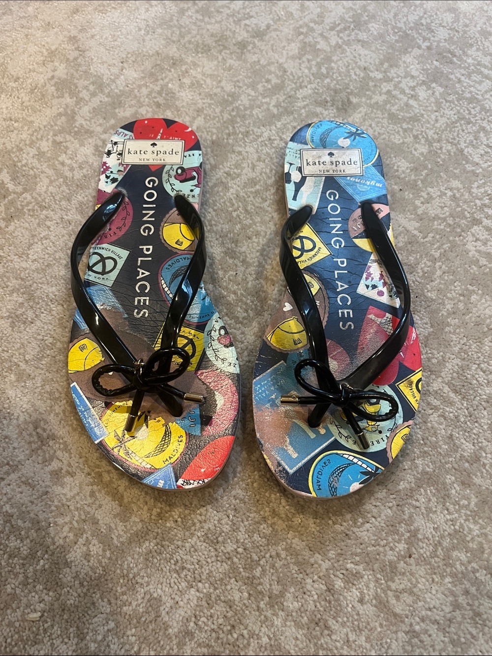 Women’s kate spade Multicolor Travel Print Flip Flops with Black Glossy Straps